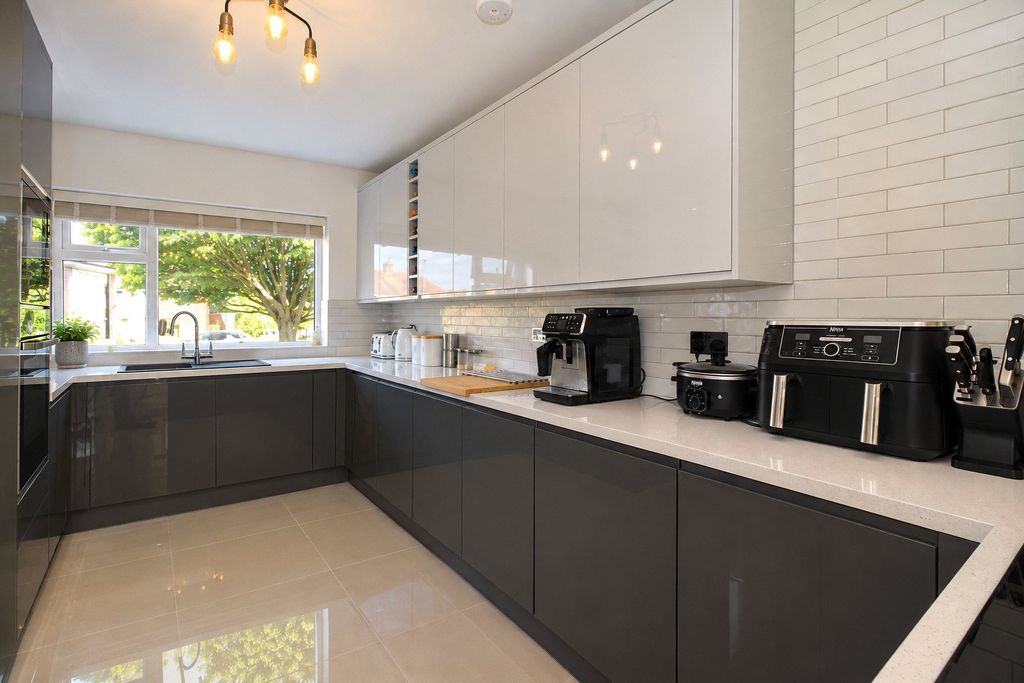 Property photo 2 of 20 Kitchen Area
