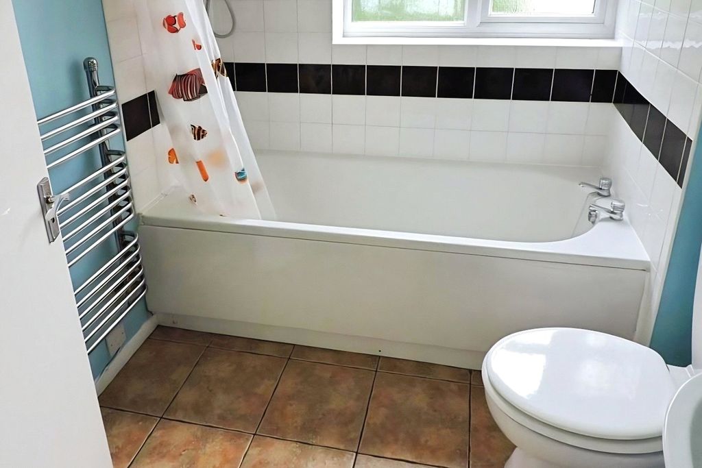 Property photo 3 of 6 Picture No. 13