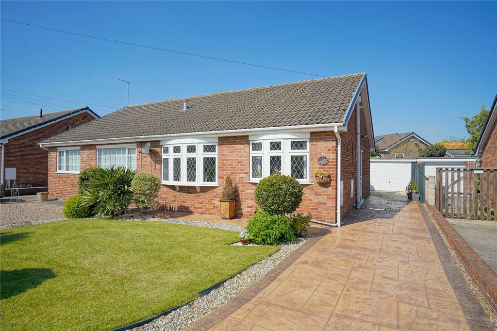 Property photo 1 of 15 Picture No. 14