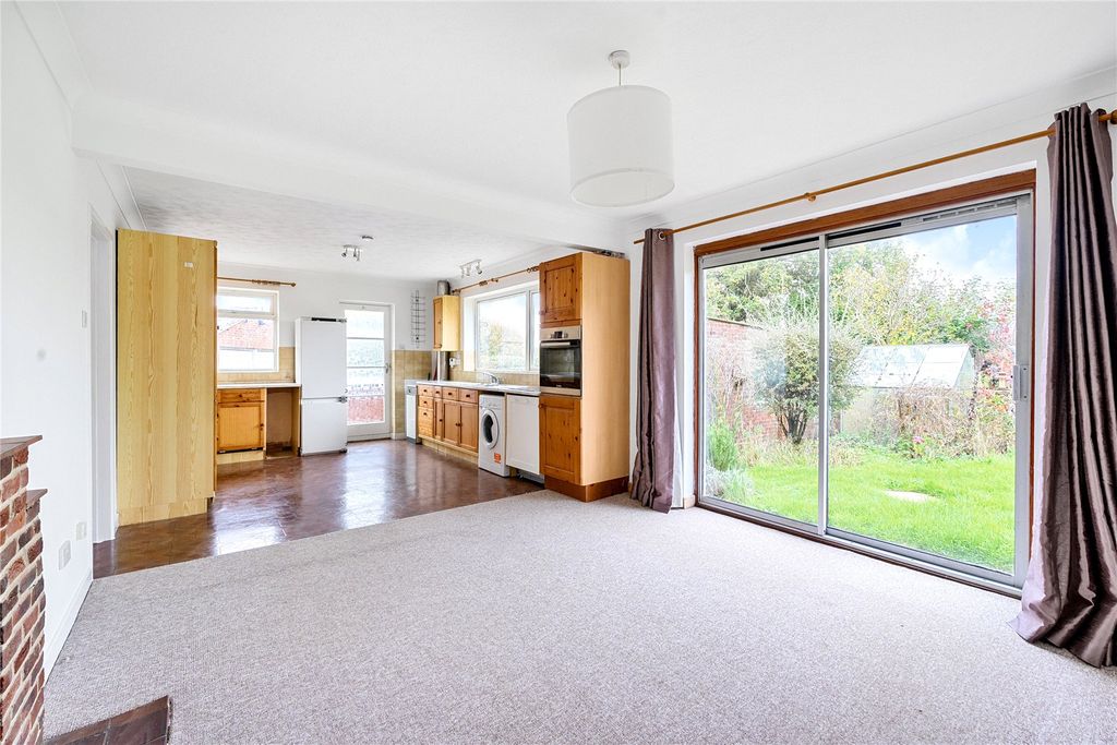 Property photo 2 of 22 Picture No. 13