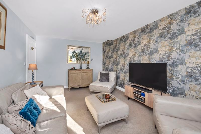 Property photo 3 of 21 Sitting Room