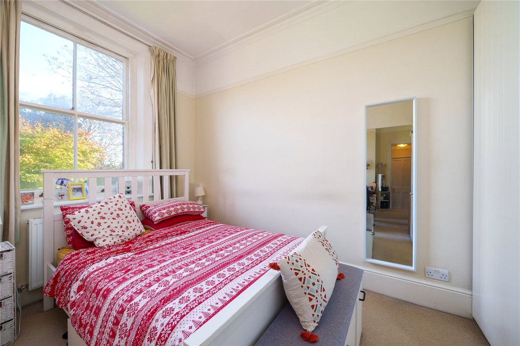 Property photo 2 of 6 Picture No. 04