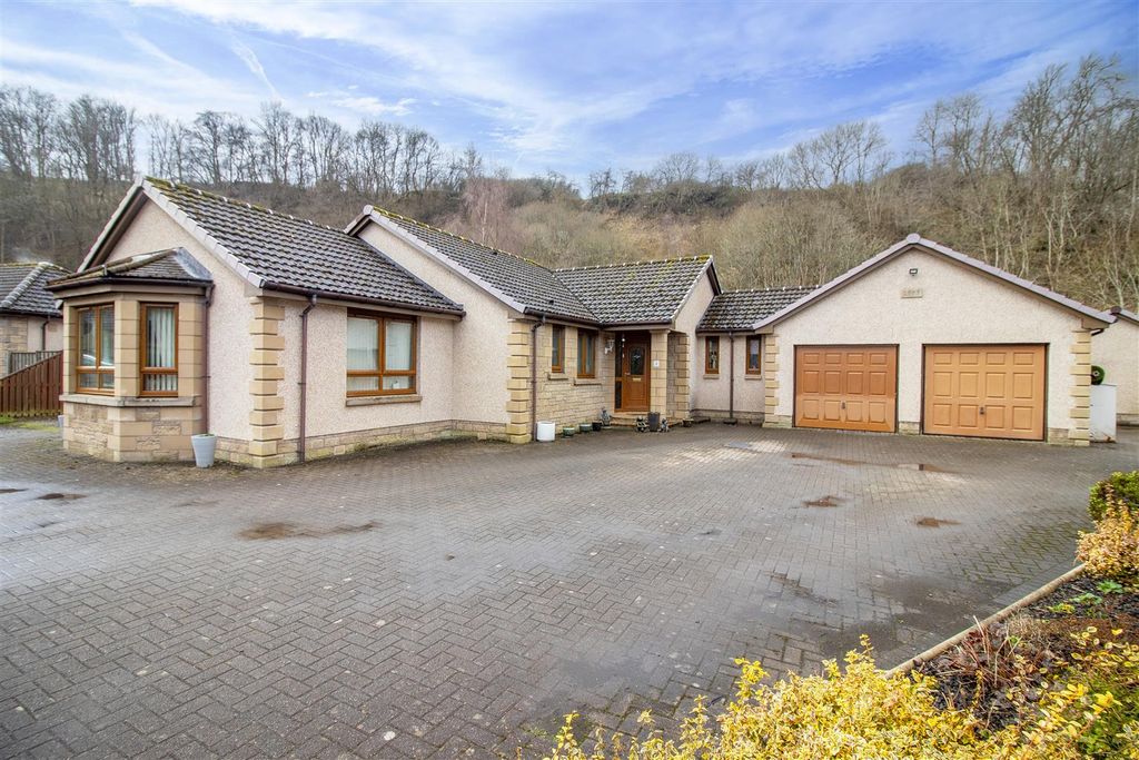 Property photo 1 of 44 Img_9318.Jpg