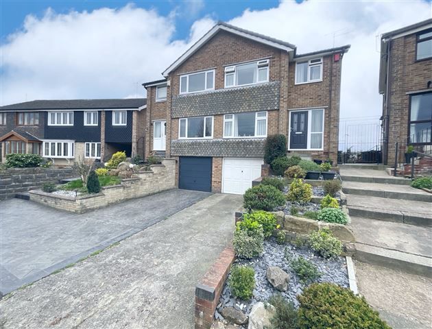 Property photo 1 of 21 Front