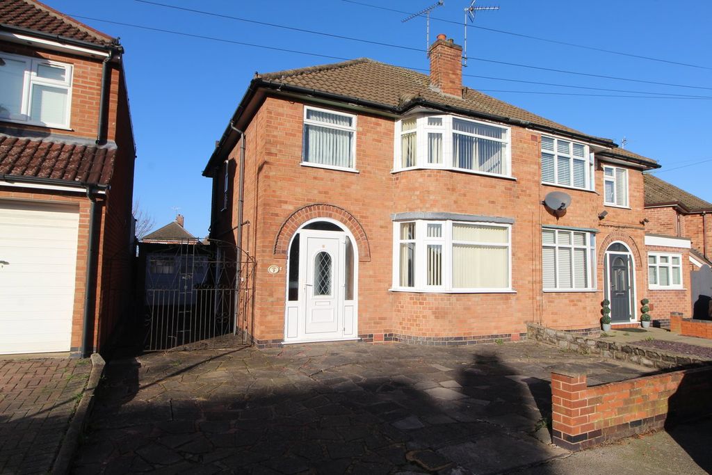 Property photo 1 of 14