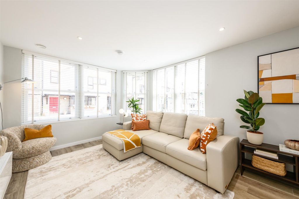 Property photo 2 of 15 10.Jpg