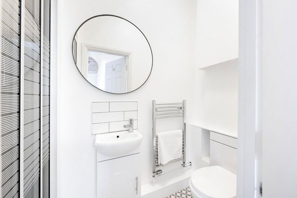 Additional image 12 of 2 bed flat for saleWestfield Park, Redland, Bristol BS6