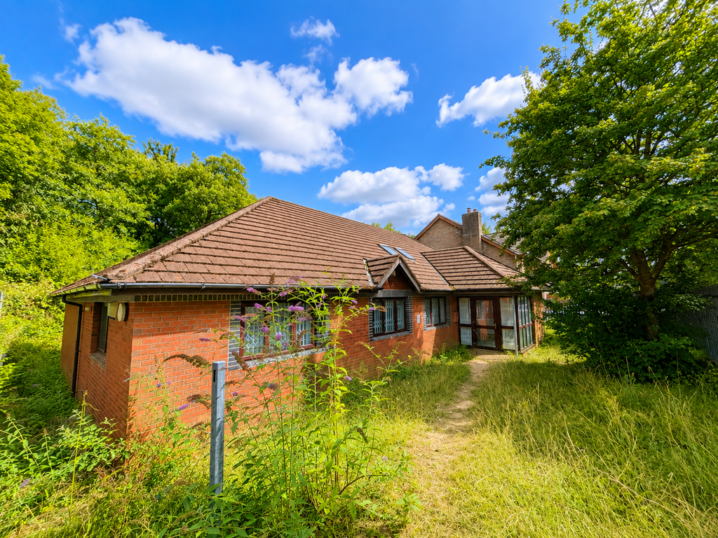 Property photo 1 of 17