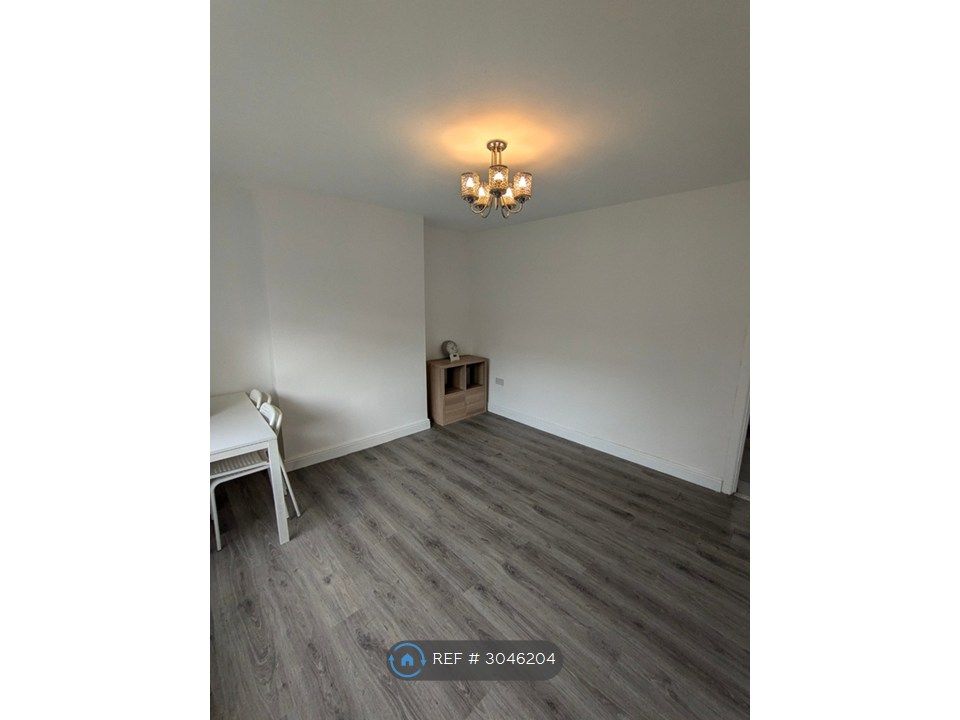 Property photo 2 of 19 Living Room