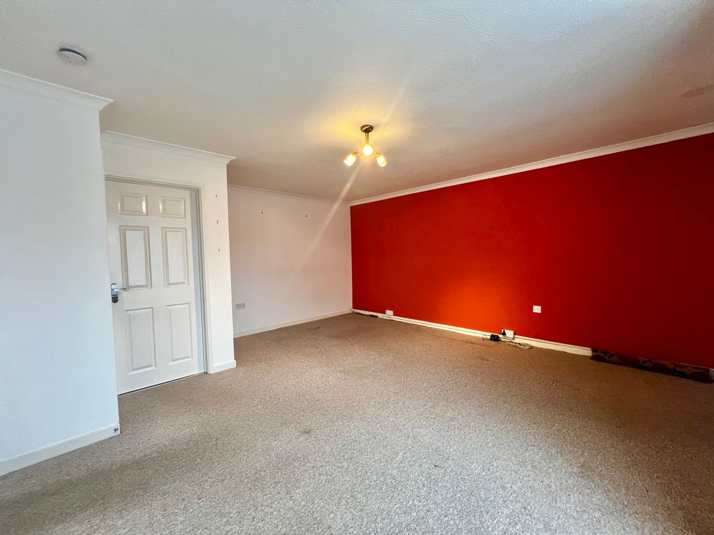 Property photo 3 of 7 Image