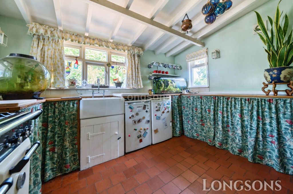 Property photo 3 of 21