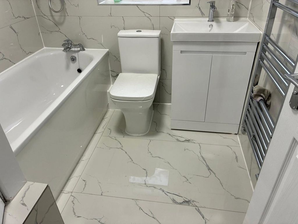 Property photo 2 of 14 Picture No. 03