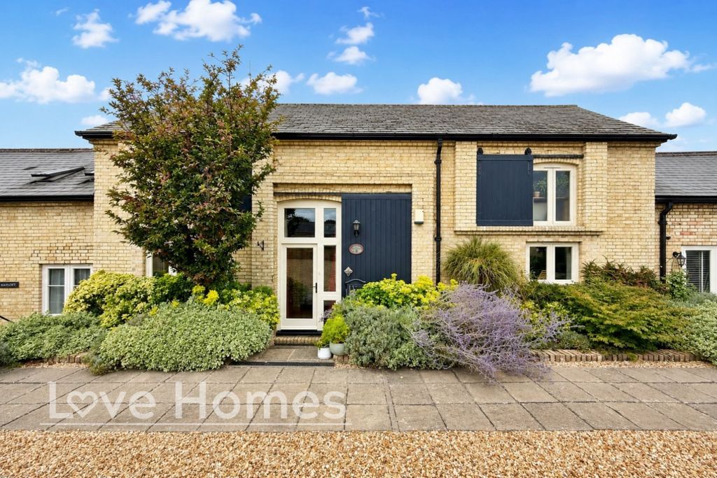 Property photo 1 of 33 5376911