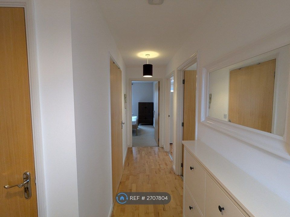 Property photo 3 of 20 Hallway