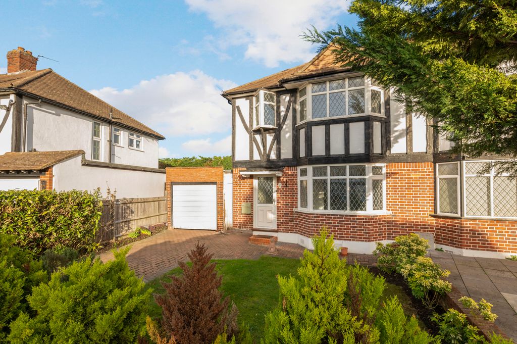 Property photo 1 of 18 Picture No. 02