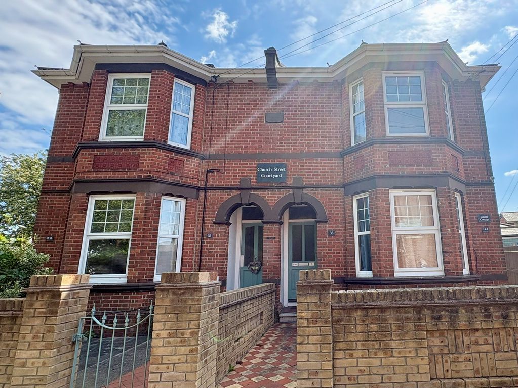 Property photo 1 of 9