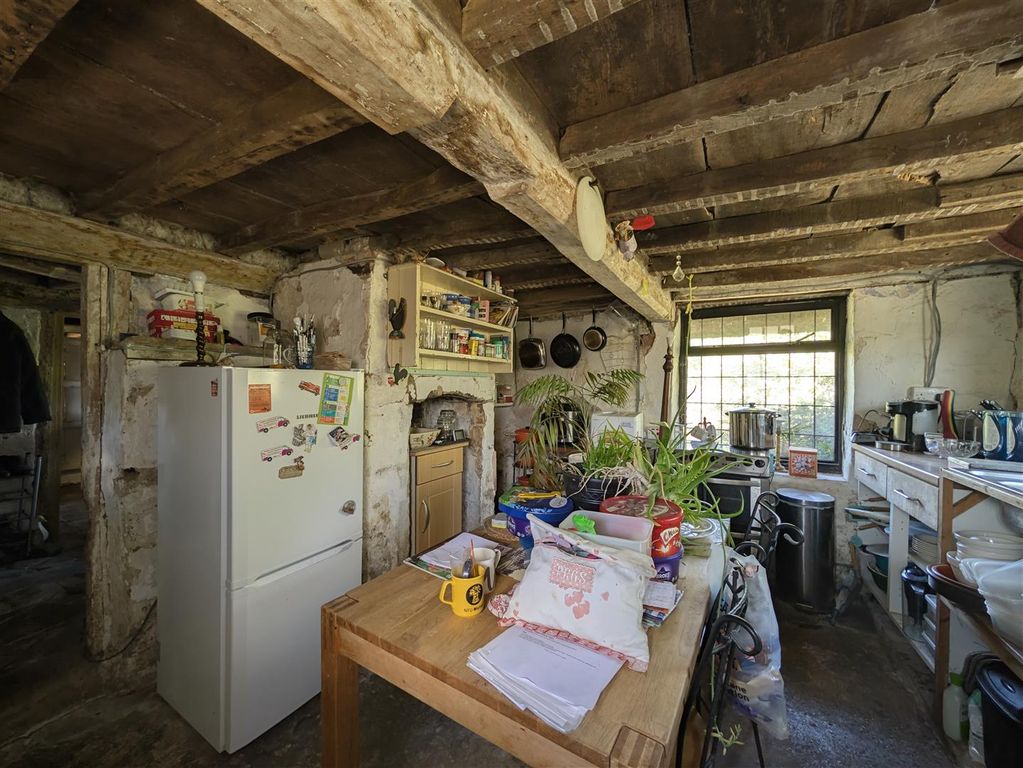 Property photo 3 of 14