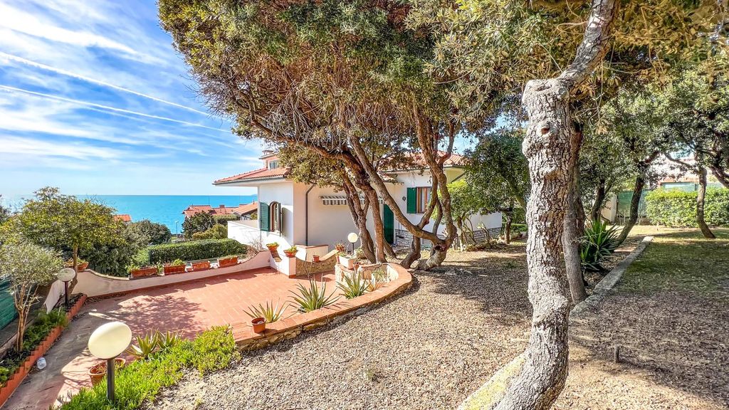 Property photo 1 of 44