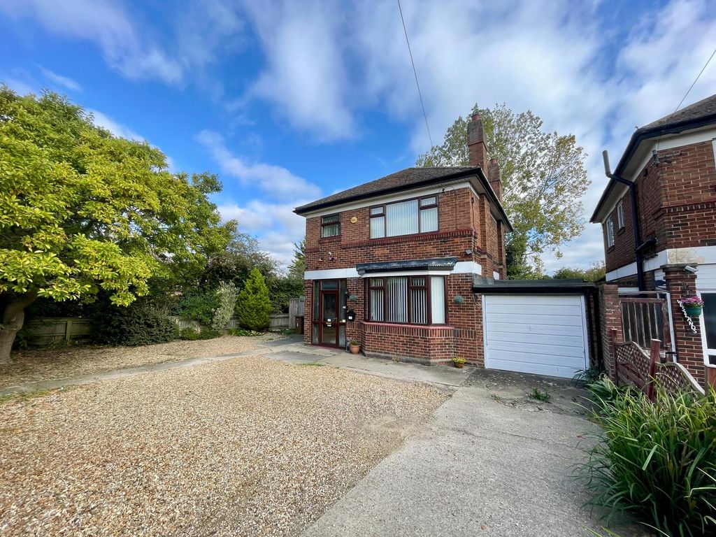 Property photo 1 of 25