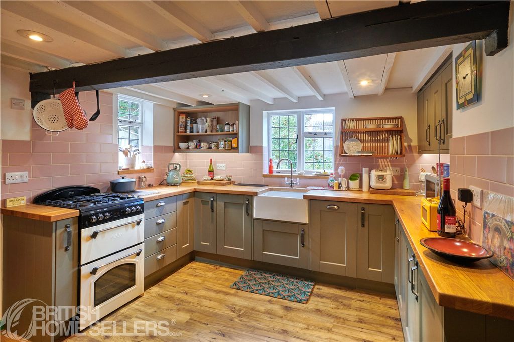 Property photo 2 of 14 Picture No. 06