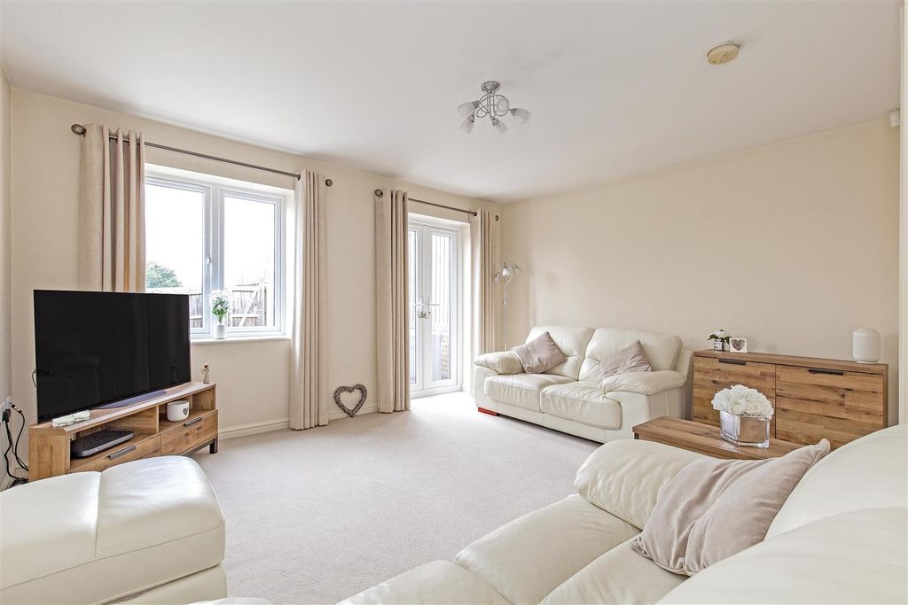 Property photo 3 of 23 Reception Room-3.Jpg