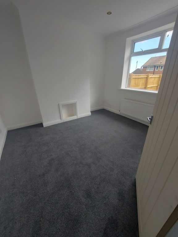 Property photo 2 of 10 Southview 12