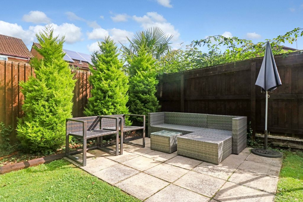 Property photo 2 of 14 Img_2974