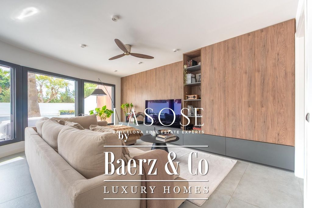 Property photo 3 of 31