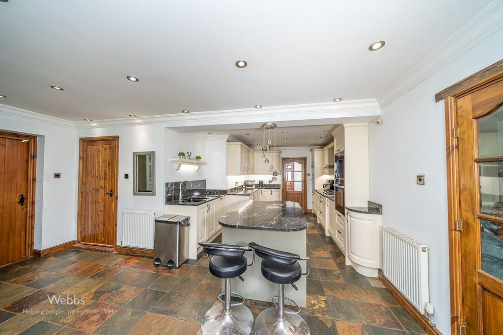 Property photo 2 of 34 Webbs  (30 Of 69).Jpg