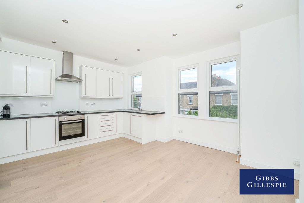 Property photo 2 of 9 2