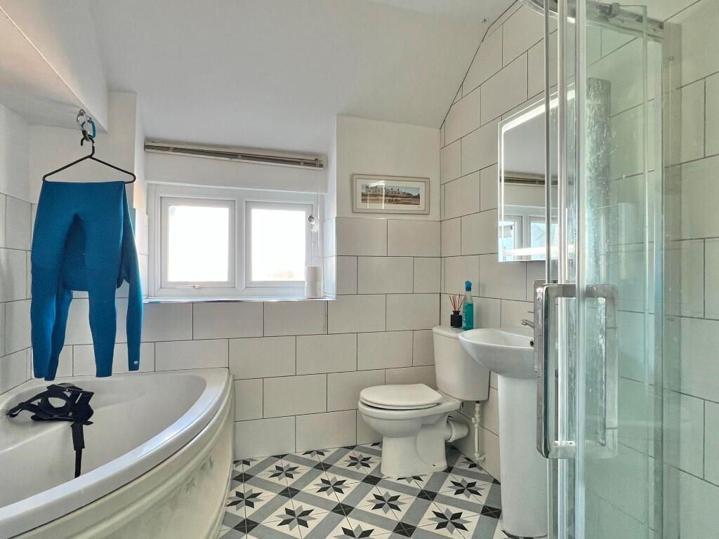 Additional image 4 of 3 bed flat for saleApartment 2, 1 Beach Terrace, Rhosneigr, Gwynedd LL64