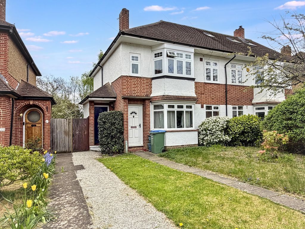 Property photo 1 of 10 Front Exterior