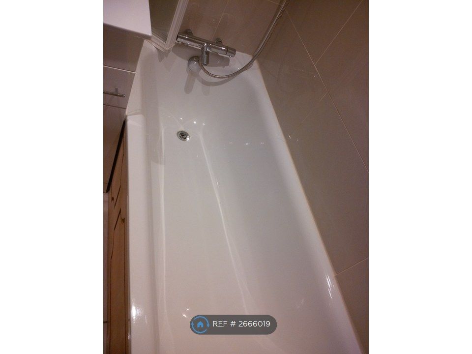 Property photo 3 of 6 Bathroom 2 For Bedroom 2