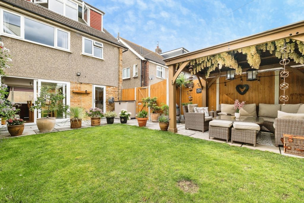 Property photo 3 of 30 Pbox-Img.Jpg