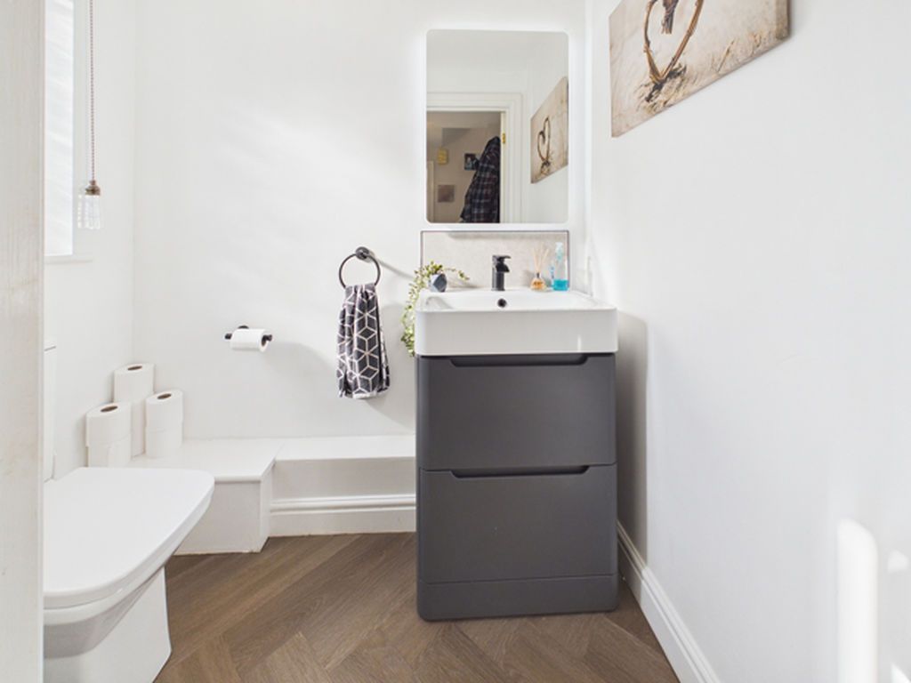 Property photo 3 of 33 Photo 31