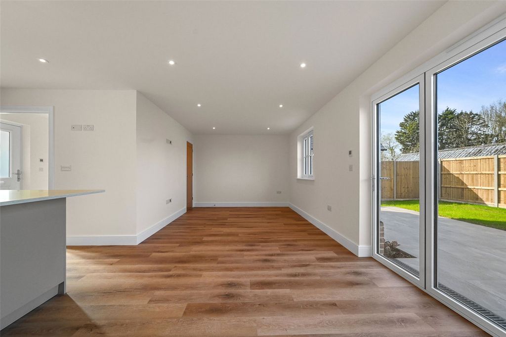 Property photo 3 of 18 Picture No. 03