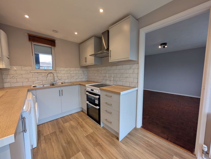 Property photo 2 of 12 Photo 12