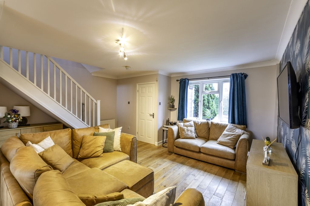 Property photo 1 of 17 Dsc_3472-Edit