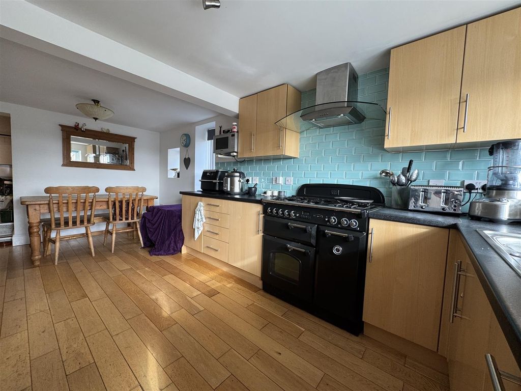 Property photo 3 of 25 Img_1955 2.Jpg