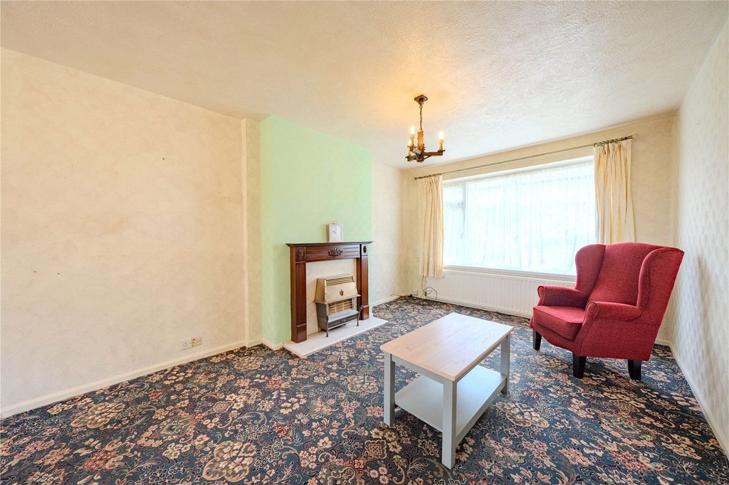Property photo 2 of 16 Lounge/Diner