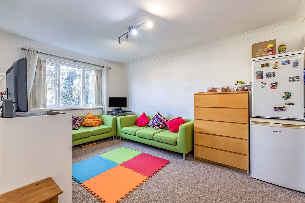 Property photo 2 of 9 Picture No. 02