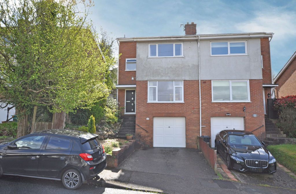 Property photo 1 of 18 Photo 1