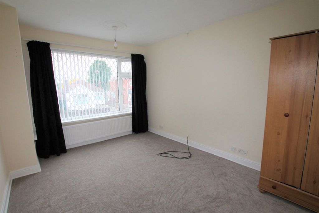 Property photo 3 of 15 Bedroom+One