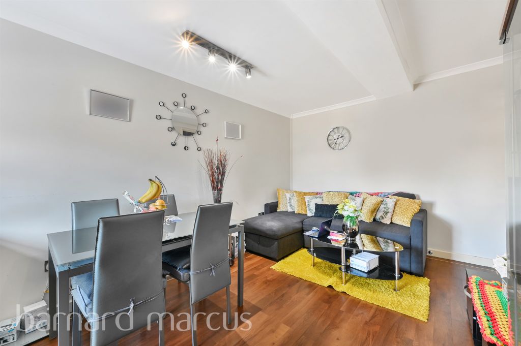 Property photo 3 of 7