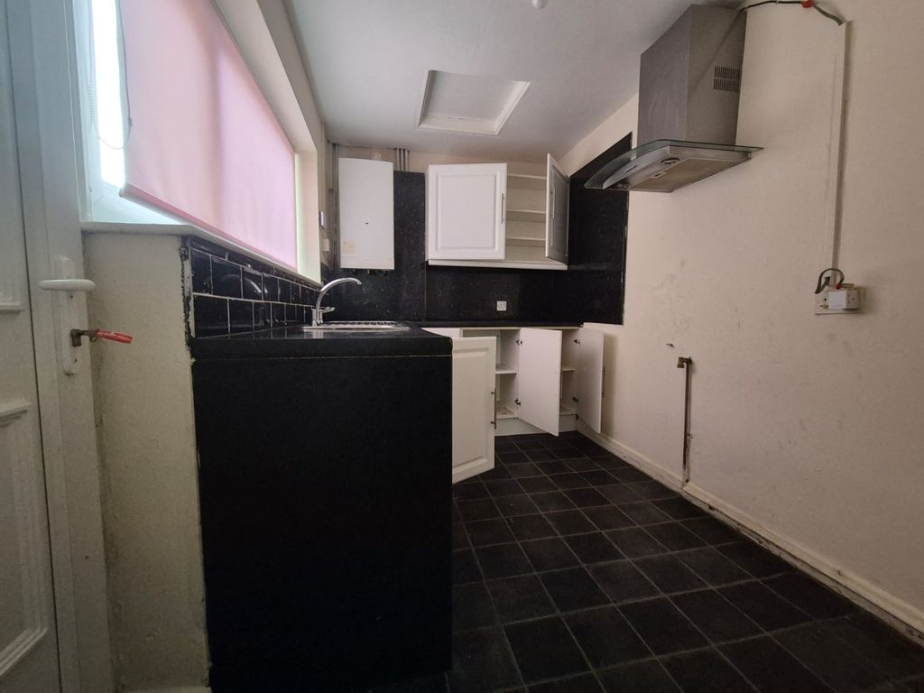 Property photo 2 of 3