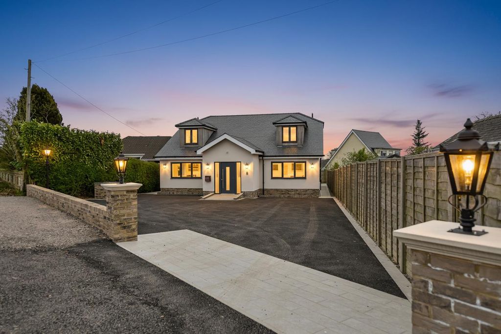 Property photo 1 of 26 Chalk Hill Front.Png