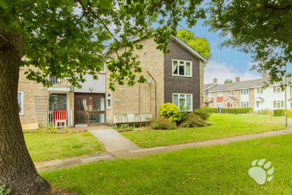 Property photo 1 of 12 Front