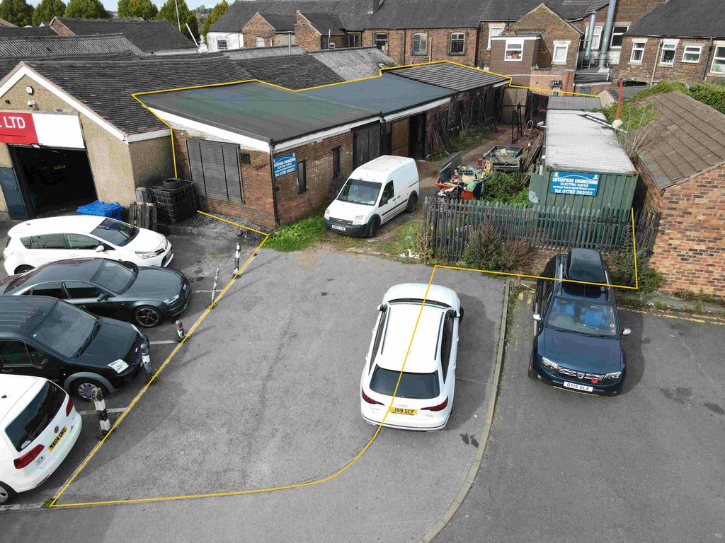 Property photo 1 of 18 Outline.Png