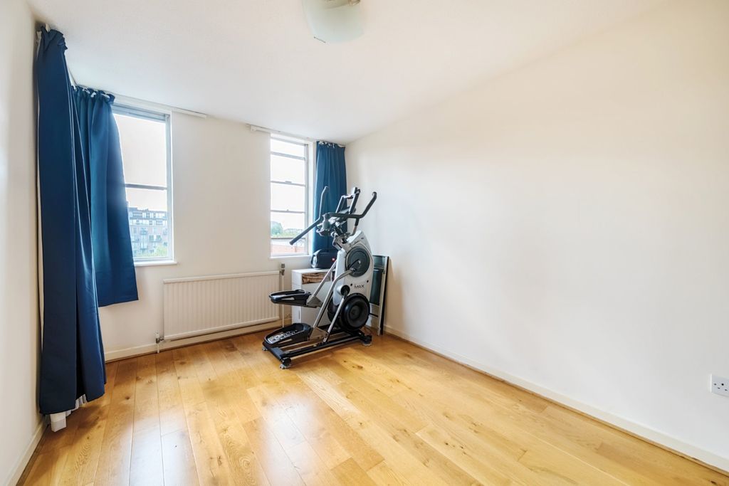 Property photo 2 of 12 Picture No. 01