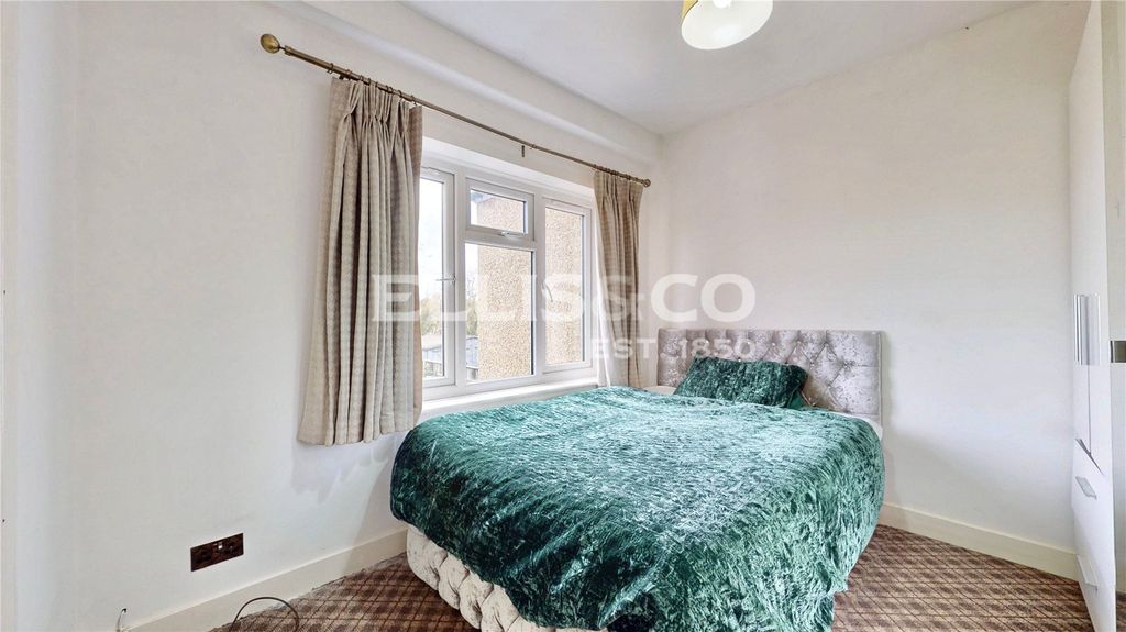 Property photo 2 of 29 Picture No. 10